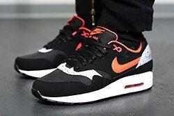 Nike Wmns Air Max 1 Valentines Day Queen Of Hearts Thumb