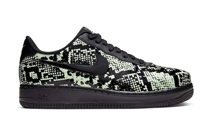 nike air force one snakeskin