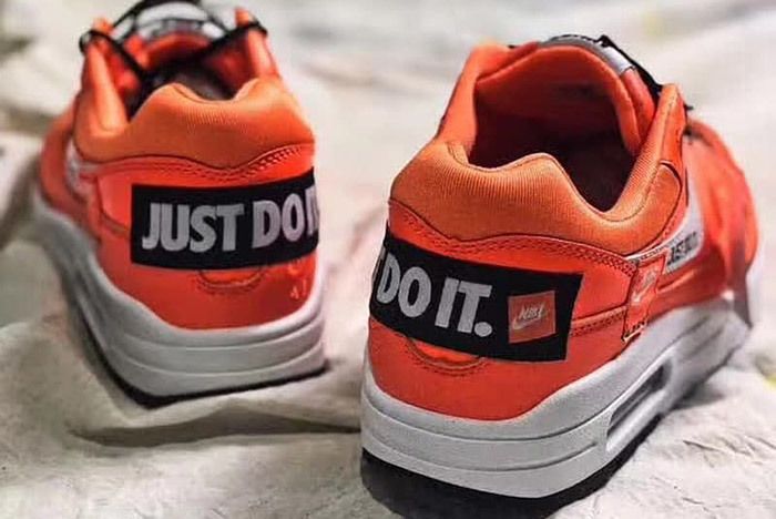 4 Nike Air Max 90 Just Do It Orange