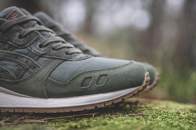 Sneakersnstuff X Asics Forest Pack12