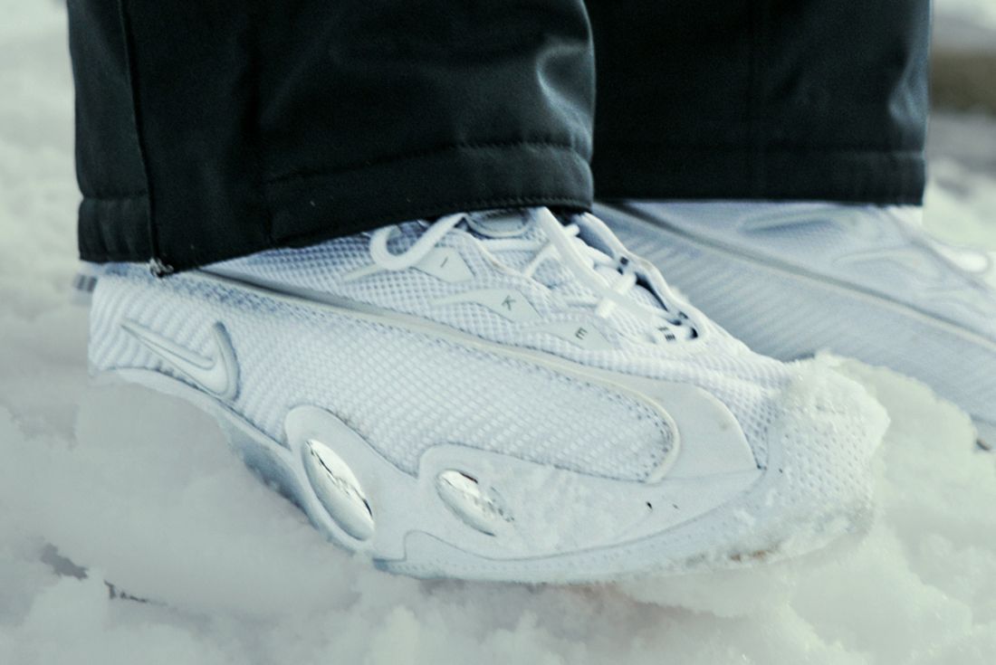 Drake's Nike NOCTA Glide to arrive in 'White Chrome' version