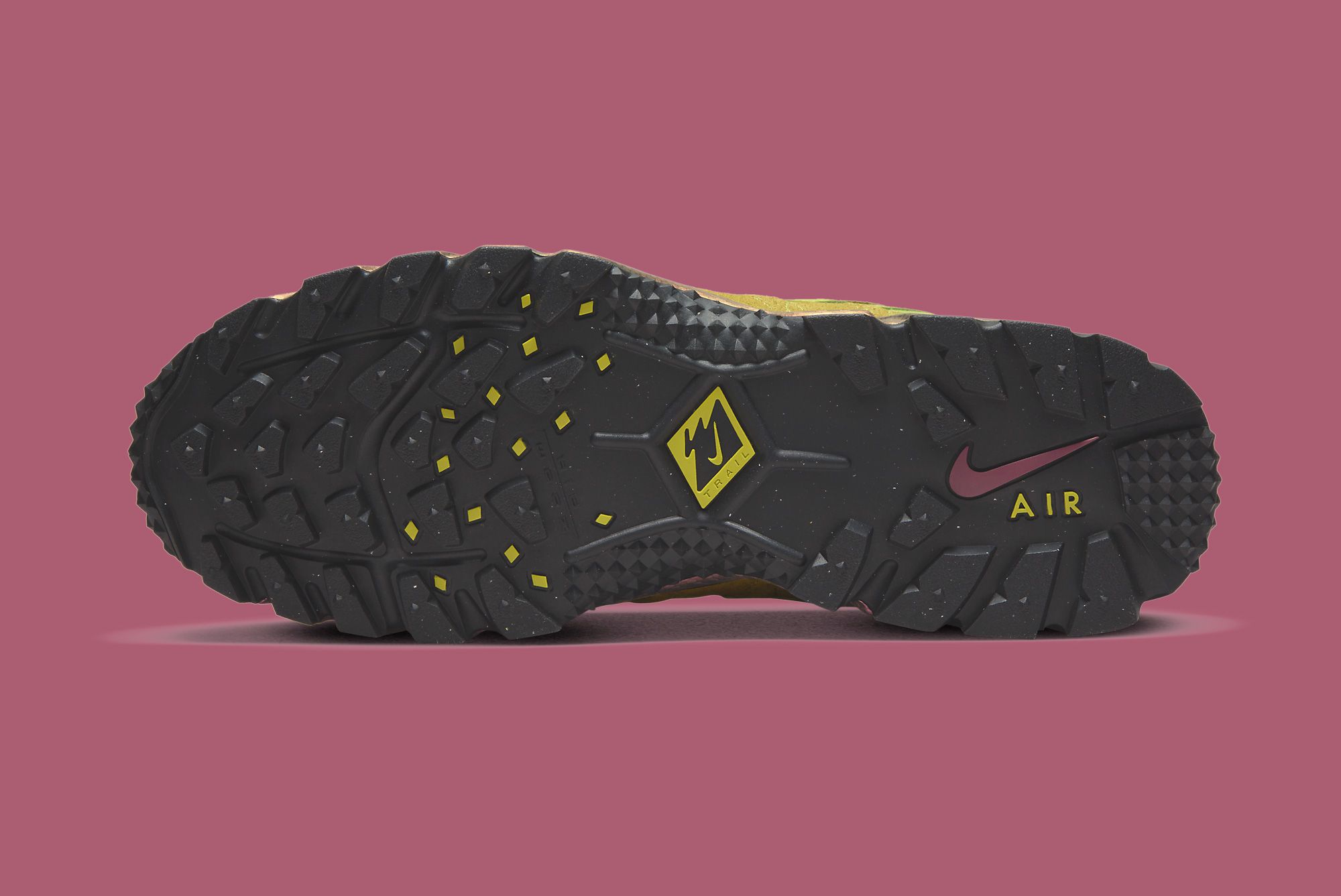 nike air humara pacifc moss　エアフマラ Pacific Moss' Covers the Latest Nike Air Humara - Releases