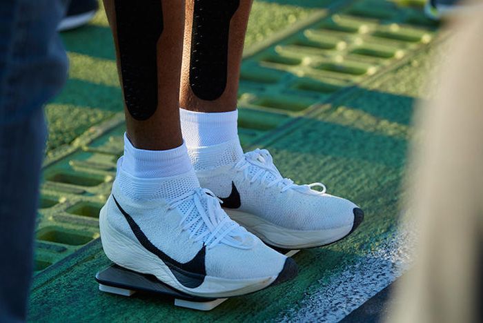 Remisión parque Supresión Nike's Breaking2 Runners Trial Zoom Vaporfly Elite Concept Shoe - Sneaker  Freaker