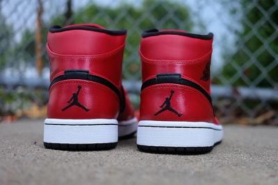Air Jordan 1 Gym Red 4