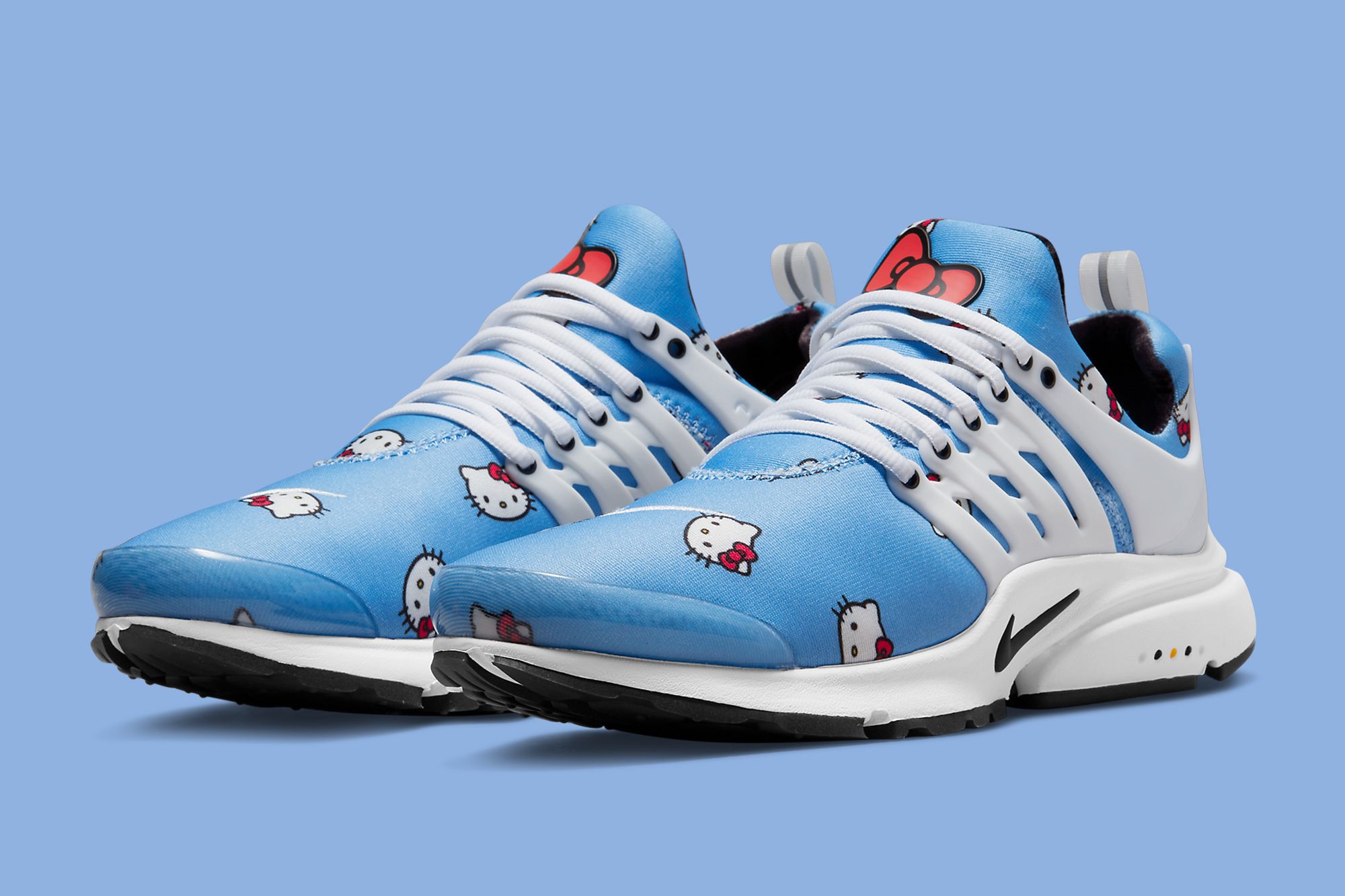 Hello Kitty - Sneaker Freaker