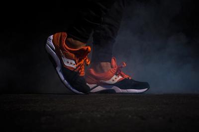 Saucony Grid 9000 Hallowed Pack 7
