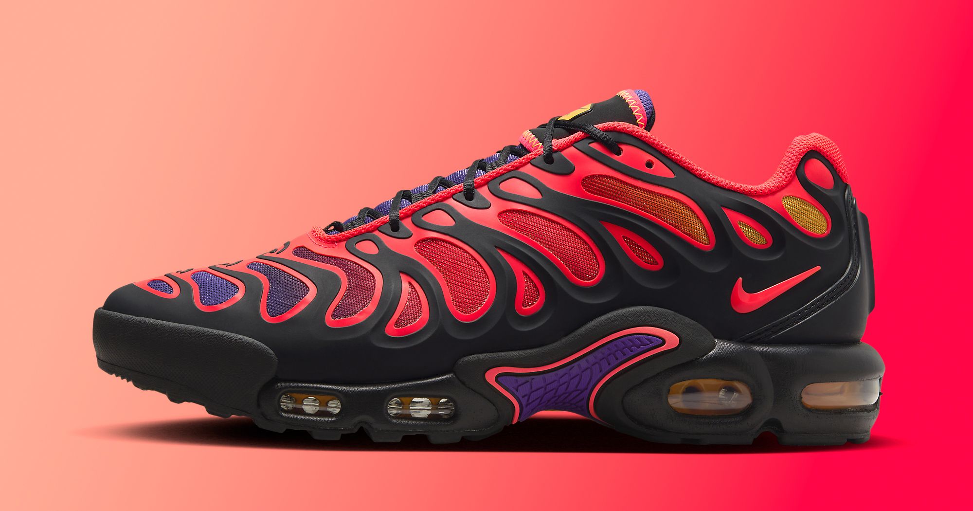 Nike Whip Up a Fiery Version of the Air Max Plus Drift