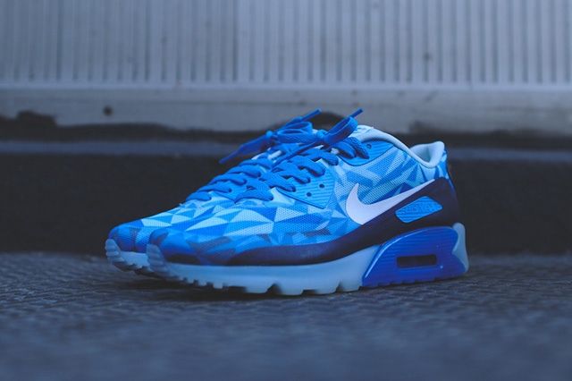 Nike Air Max 90 Ice Barely Blue 5