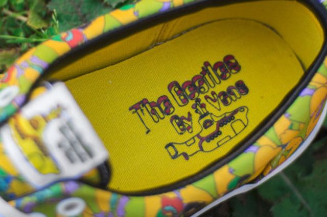 Vans Yellow Submarine Era Closeup2