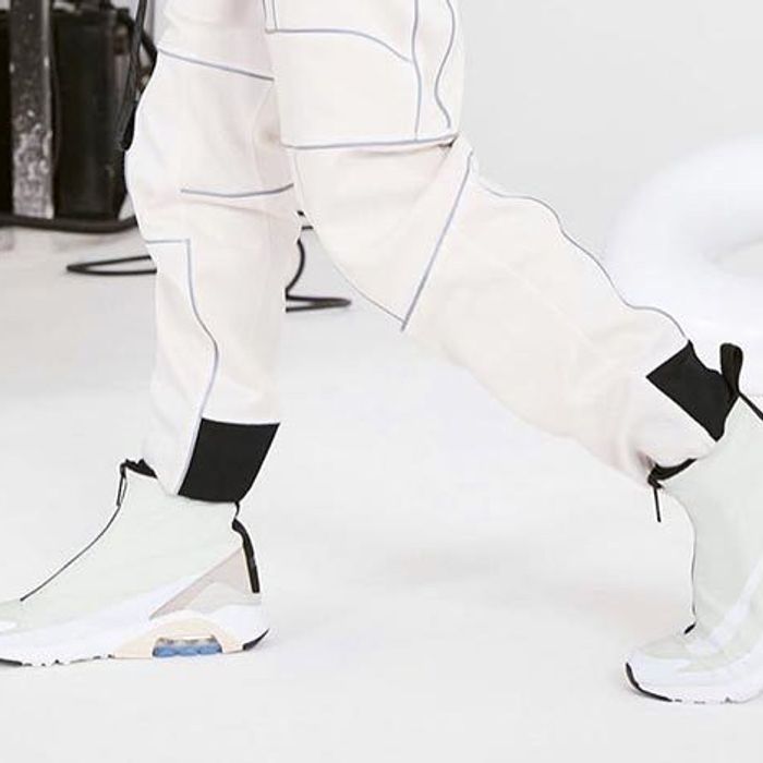 Brillante Votación Solo haz The AMBUSH x Nike Air Max 180s Are Ready to Drop - Sneaker Freaker