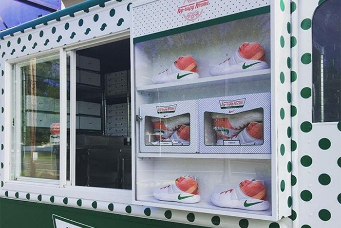 Nike Kyrie 2 Krispy Kreme