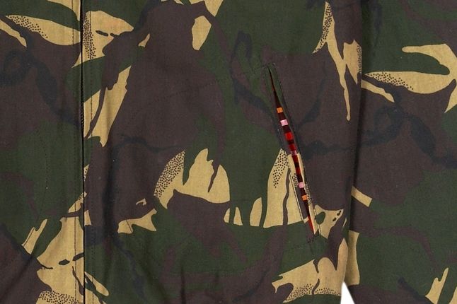 Fred Perry Laurel Wreath Camo Bomber Pocket Detail 1