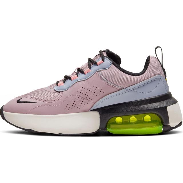 nike vision low mens trainers