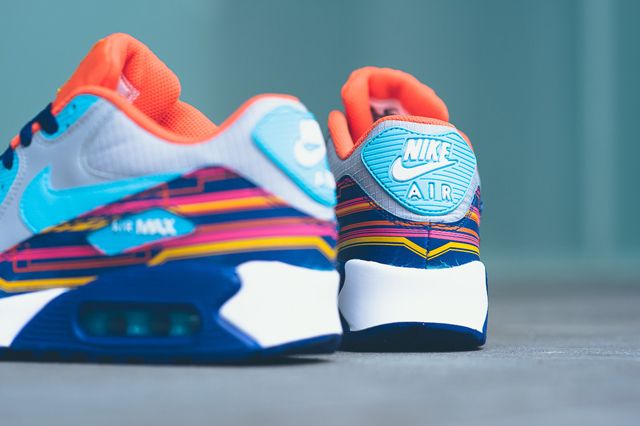 Nike Air Max 90 Gs (Wolf Grey/Clearwater/Gold) - Releases