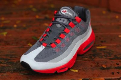 Nike Air Max 95 Chilling Red