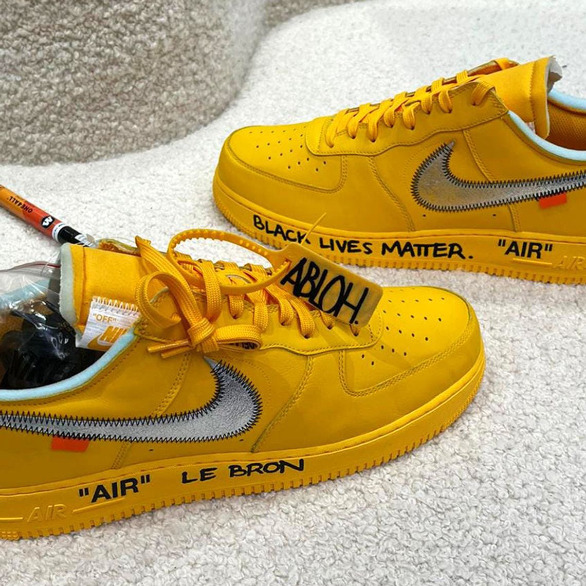Virgil Abloh signs unreleased Off White x Nike Air Force for Lebron James