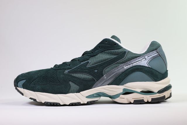 This Trio of Suede Mizuno Wave Rider 10s Is a ‘PRM Pack’ - Sneaker Freaker