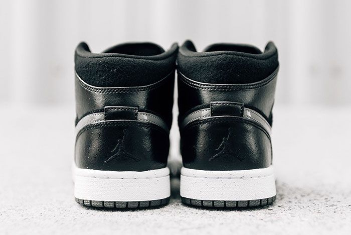 jordan 1 black shiny