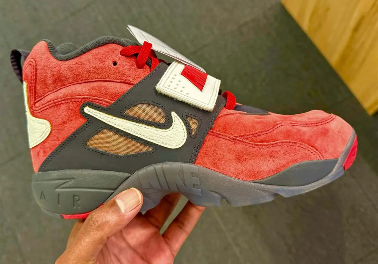 Nike Air Diamond Turf Proto 92