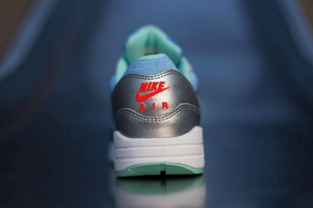 Nike Air Max 1 Artisan Teal Bright Crimson 2