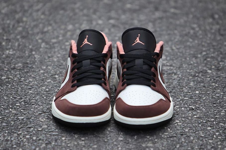 大人気 ☆NIKE☆ JORDAN 1 LOW SE CHOCOLATE BLISS Nike Air Jordan 1 Low SE Chocolate Crimson Bliss DC6991-200