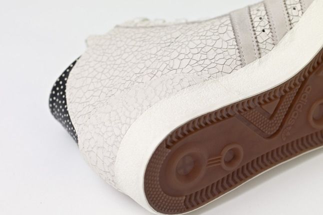 Adidas Consortium Basket Profi Sole 1