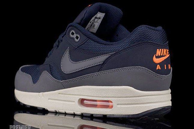 Air Max Bears 1