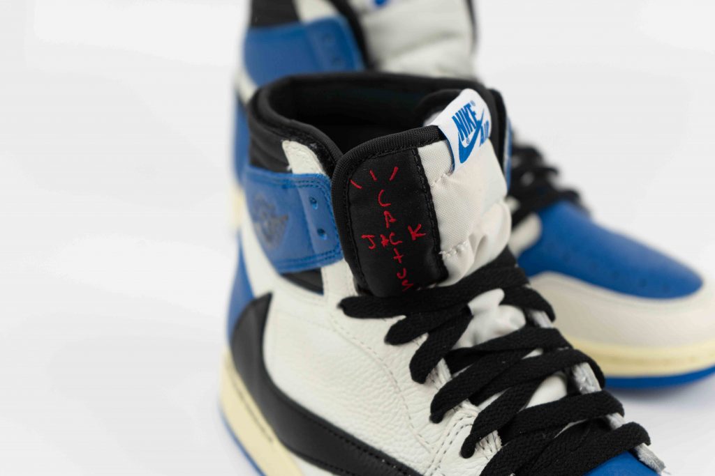 Travis Scott x Fragment x Air Jordan 1