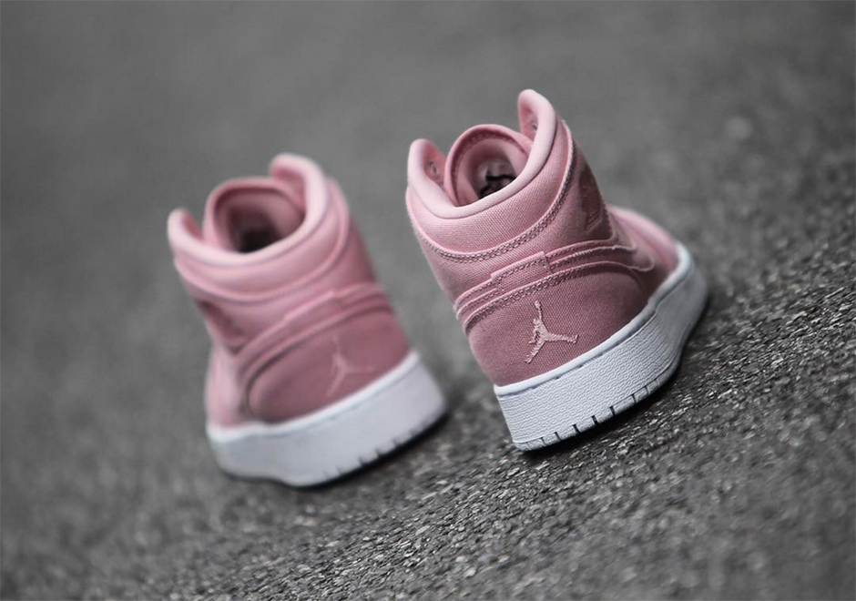 baby pink air jordan 1