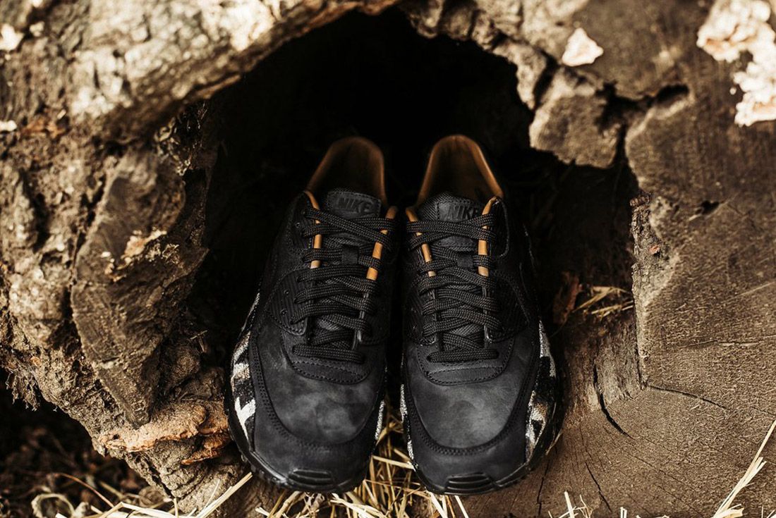 Pendleton X Nike Air Max 90 - Releases