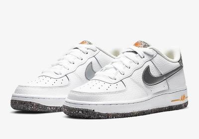 Nike Air Force 1 Space Hippie Angled
