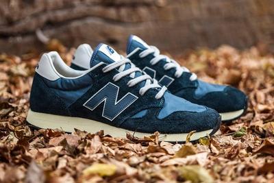 New Balance 520 Hairy Suede 1