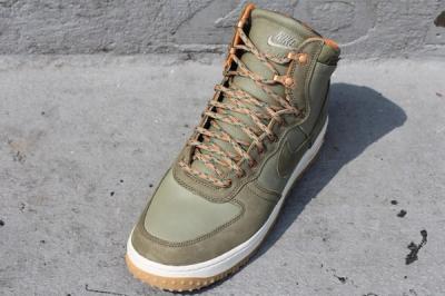 Nike Air Force 1 Military Boot Quater Front 1