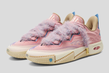 Kyrie Irving's KAI 2 ‘Azurie’ Turns Court Heat into Heart Heat