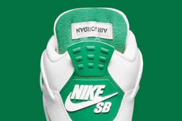 Nike SB Air Jordan 4 