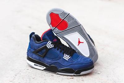 Air Jordan 4 Wntr Blue Front Angle Sole