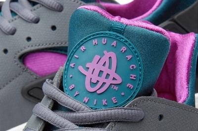 Nike Huarache Dark Grey Teal Bumper 4