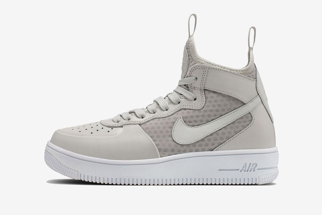 Nike 12 Soles Wmns Air Force 1 Ultraforce Mid