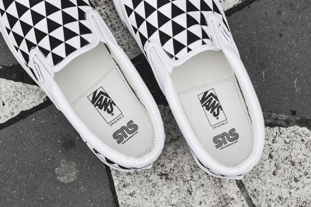 Sneakersnstuff X Vault By Vans Og Classic Slip On Lx Stockholm 6