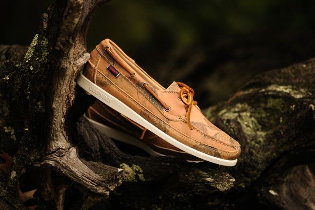 Sebago Boat Tan Leather Hero Profile 1