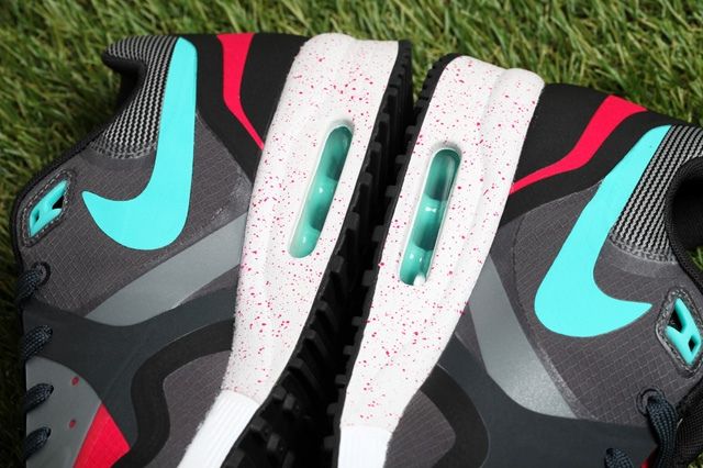 Nike Air Max Light Water Resistant Pack 3