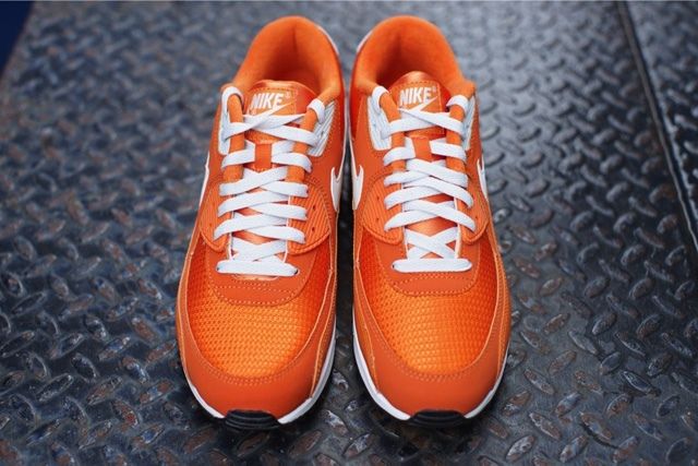 Nike Air Max 90 (Solar Orange) - Sneaker Freaker