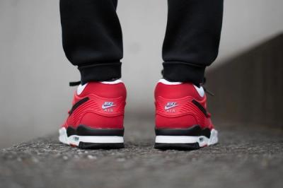 Nike Air Trainer 3 University Red 3
