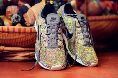 Nike Lunar Flyknit One Multi Color Pair 1
