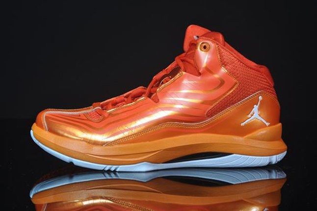 Air Jordan Aero Mania Orange Profile 1
