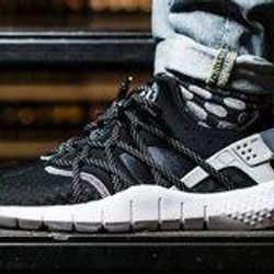 Nike Huarache NM (Black/ White) - Sneaker