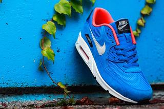 electric blue nikes