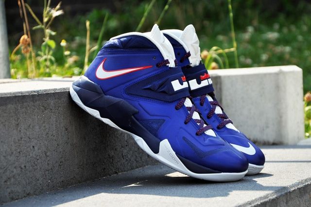 Lebron soldier 7 sales blue