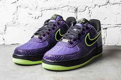 Nike Air Force 1 Court Purple Volt 4