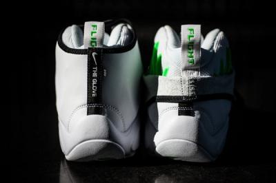 Nike Air Zoom Flight The Glove White Black Poison Green 3